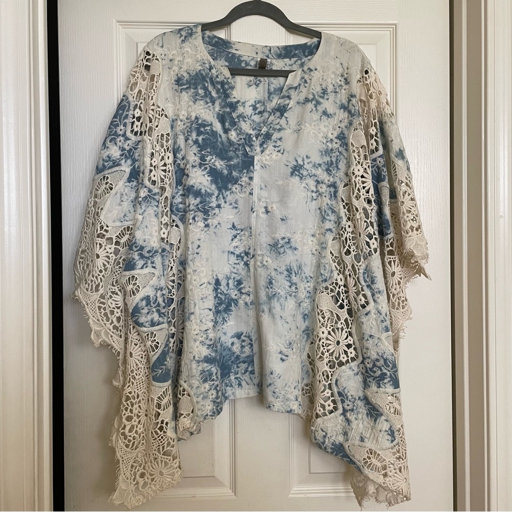 XCVI Boho Poncho Tunic Top